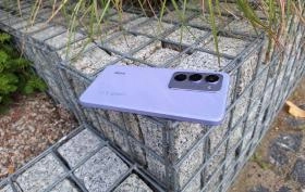 Testuję Xiaomi Redmi 15 – tani i ładny smartfon, który zaskoczył mnie możliwościami